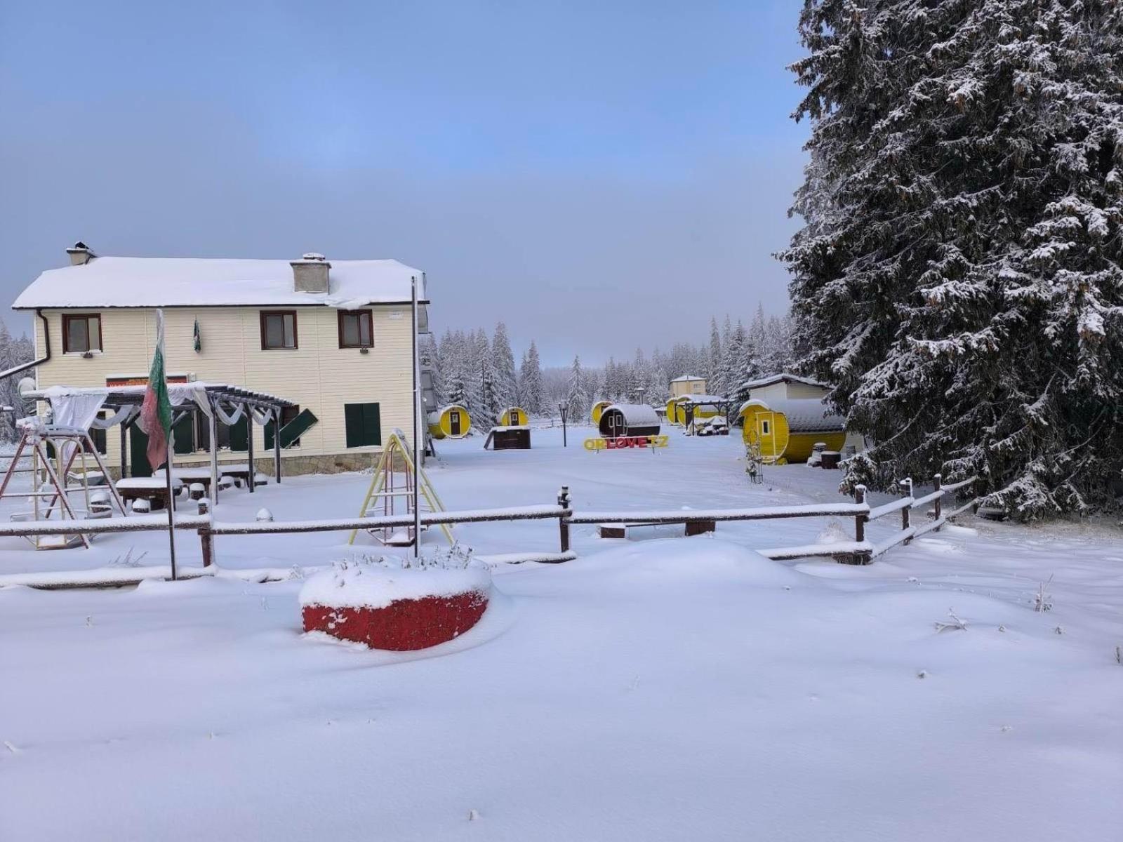 Hotel Еко Спа Вила Орловецъ Batak Exterior foto